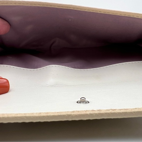 Coach Chanel Cream Leather Wallet - Picture 3 of 8